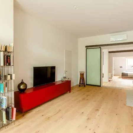 Ex Artist Loft Near Piazzale Michelangelo